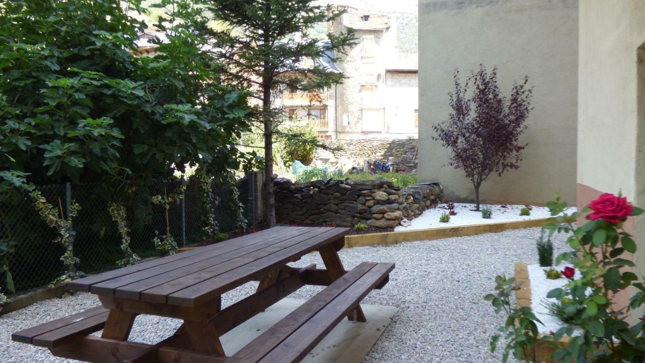 Parc Apartaments Rialp Exterior foto